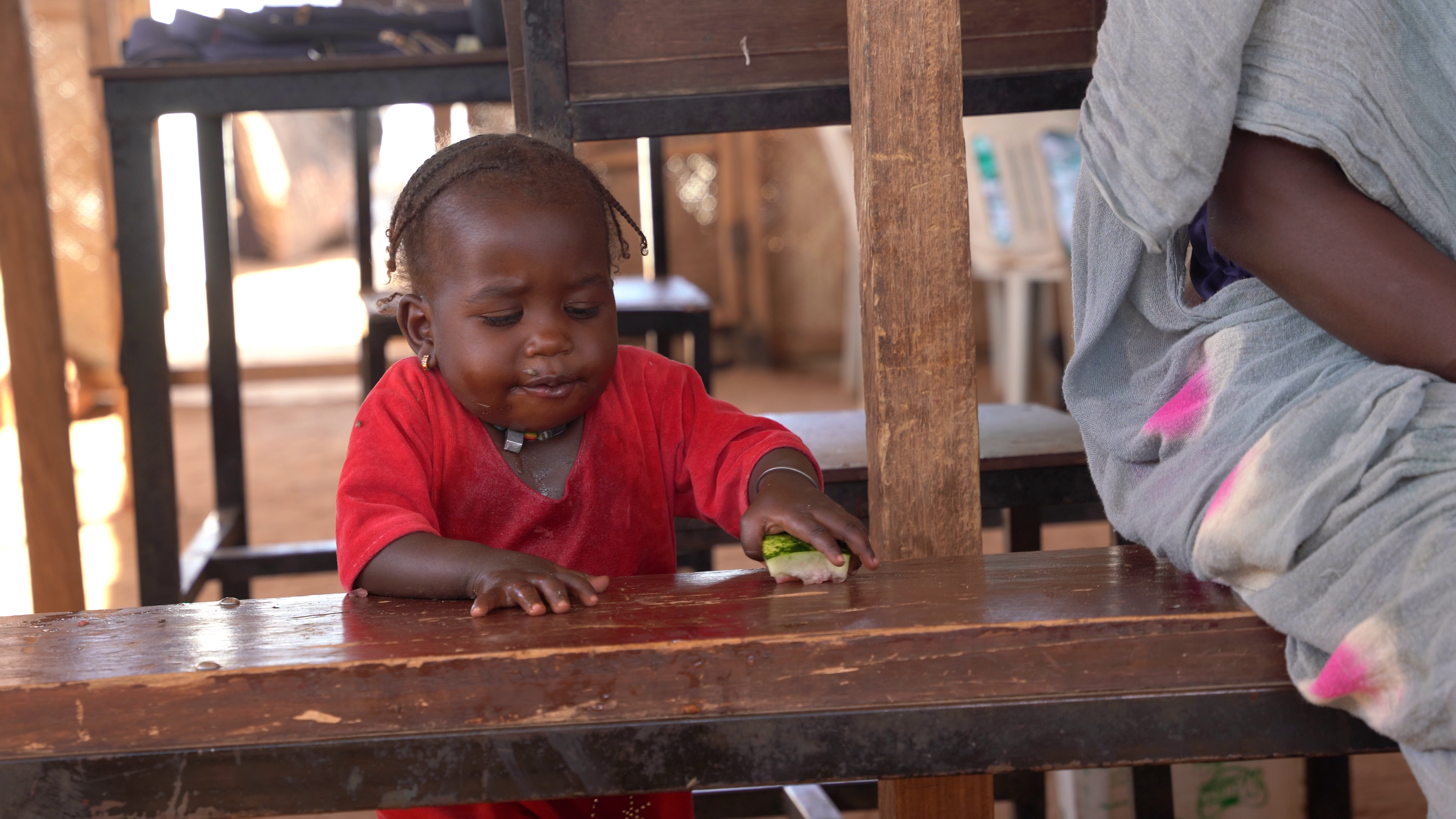 A little girl in the transit camp at the border between Chad and Sudan